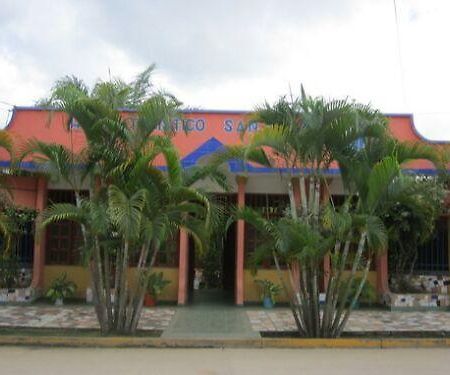 Hostal Santa Ana Rurrenabaque Extérieur photo